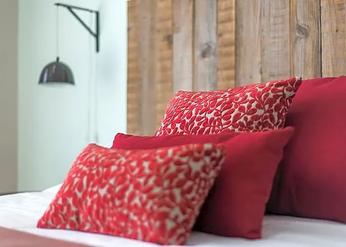 Boutique Rato 10 Hotel