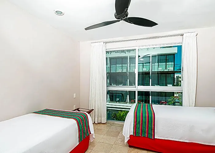 Boutique Rato 10 3* Playa del Carmen